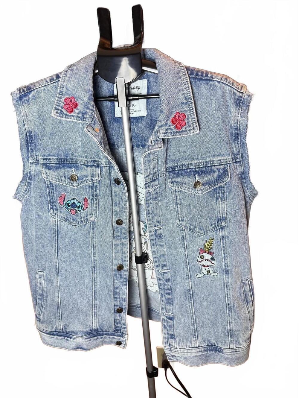 Disney Cakeworthy Lilo & Stitch Denim Vest Embroidered sz XL mens ltd edition